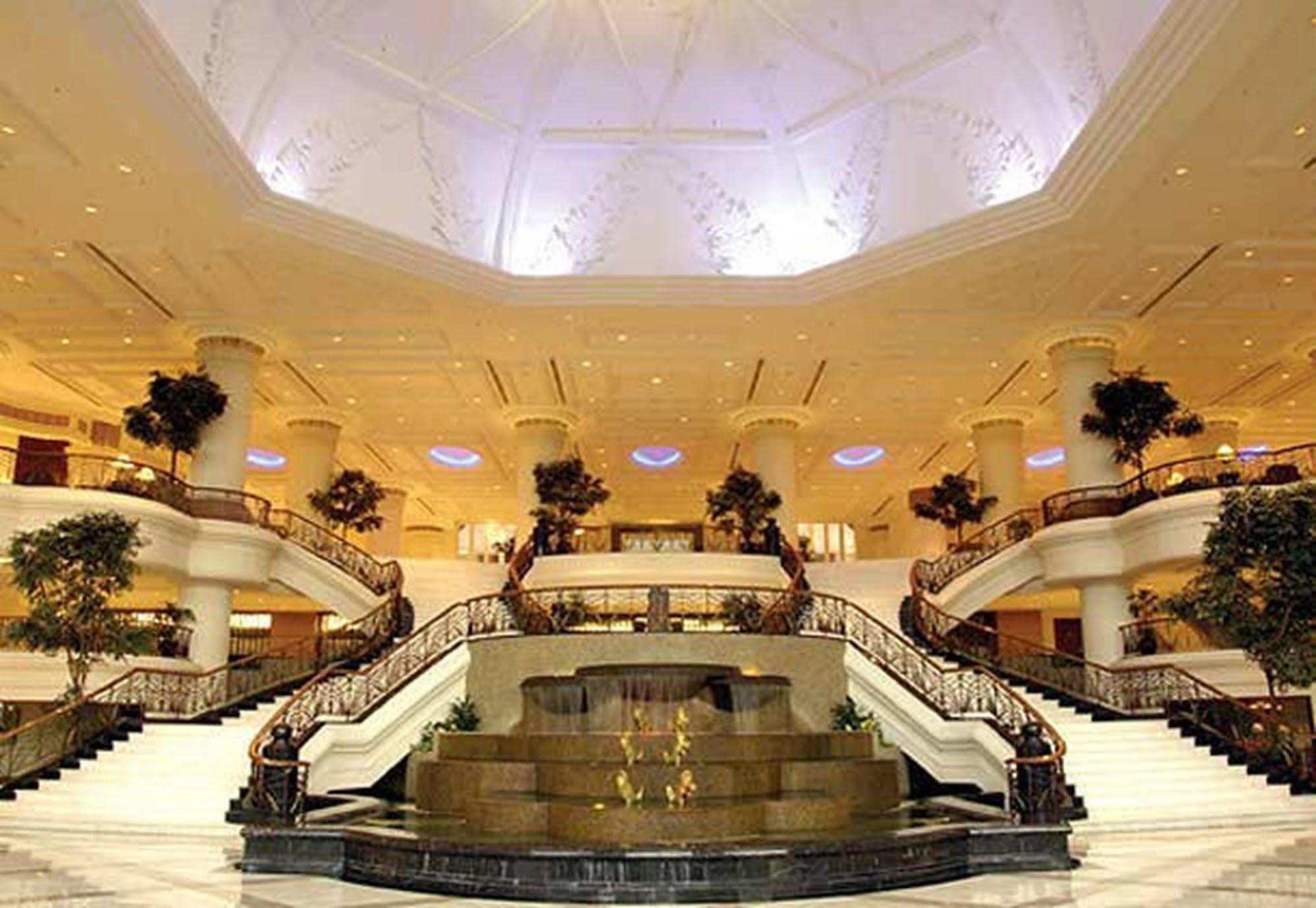 Putrajaya Marriott Hotel Interior foto